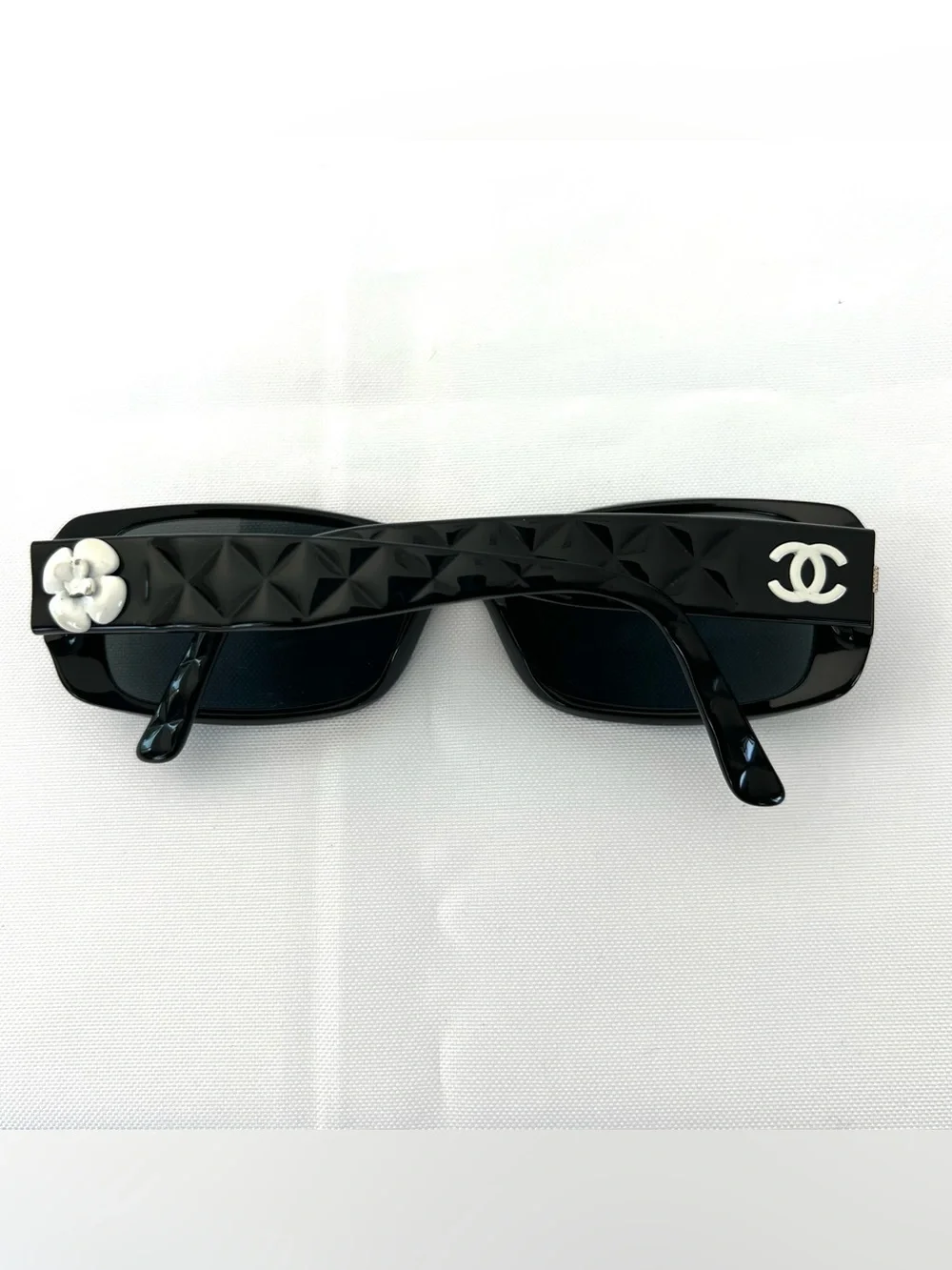 CHANEL 5146 C. 1125/3C Camellia Flower CC Black Quilted Acetate Frame Sunglasses